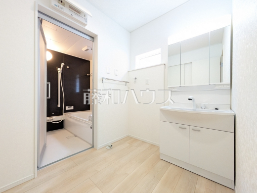 9号棟　洗面室　【朝霞市宮戸３丁目】