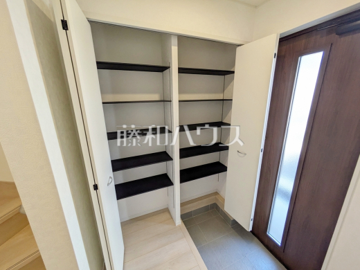 10号棟　収納　【朝霞市宮戸３丁目】