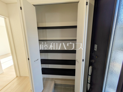 13号棟　収納　【朝霞市宮戸３丁目】