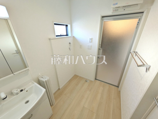 13号棟　洗面室　【朝霞市宮戸３丁目】