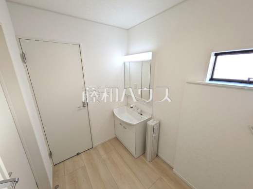 13号棟　洗面室　【朝霞市宮戸３丁目】