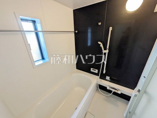 13号棟　浴室　【朝霞市宮戸３丁目】