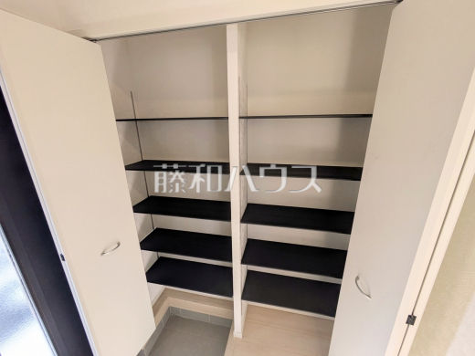 14号棟　収納　【朝霞市宮戸３丁目】