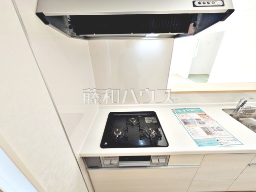 15号棟　コンロ　【朝霞市宮戸３丁目】　