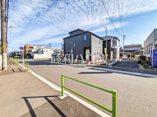 現場風景【東久留米市前沢５丁目】 周辺環境はもちろん、日当たりや設備仕様など、実際に行ってみないと分からないことも多くございます。営業担当がご案内いたしますので、お気軽にお問い合わせください。 