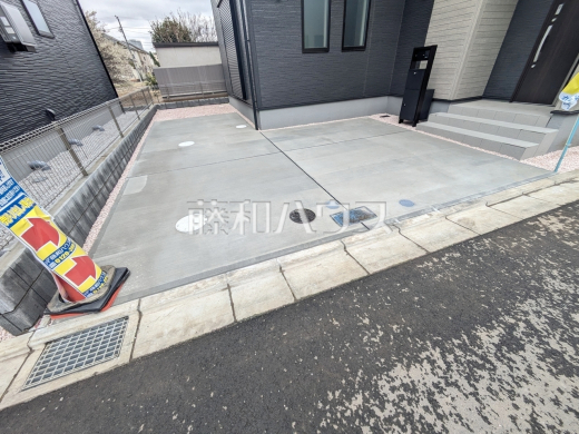 2号棟　カースペース　【東村山市久米川町３丁目】