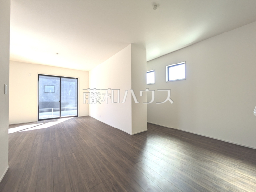 2号棟　リビング　【東村山市久米川町３丁目】家族の集まるLDKはゆったり約18.75帖