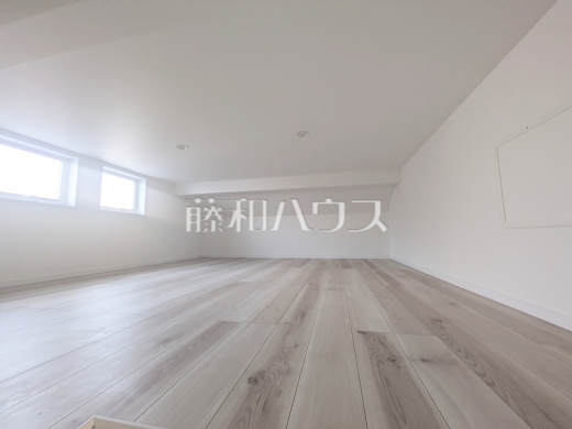 A号棟　小屋裏収納　【杉並区天沼２丁目】