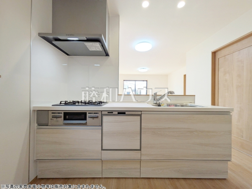 B号棟　キッチン　【練馬区南大泉１丁目】