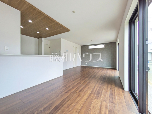 1号棟　リビング　【新座市石神２丁目】