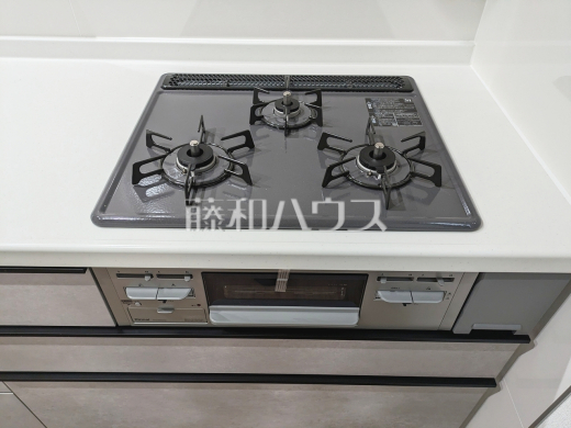 4号棟　キッチンコンロ　【新座市石神２丁目】