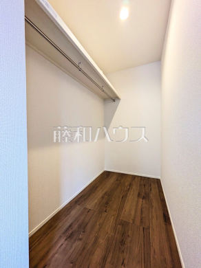 4号棟　ウォークインクローゼット　【新座市石神２丁目】