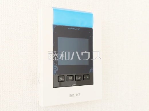 9号棟　防犯に役立つTVモニター付インターフォン　【新座市石神２丁目】　訪問者がわかるTVモニター付インターホンは、お子様のお留守番にも活躍するかも？！