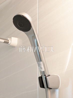 B号棟　シャワーヘッド　【与那原町字与那原】
