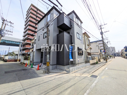 接道状況および現場風景　【福岡市中央区港３丁目】