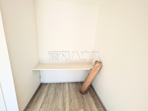 カウンターデスク