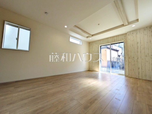 1号棟　リビング　【府中市是政１丁目】