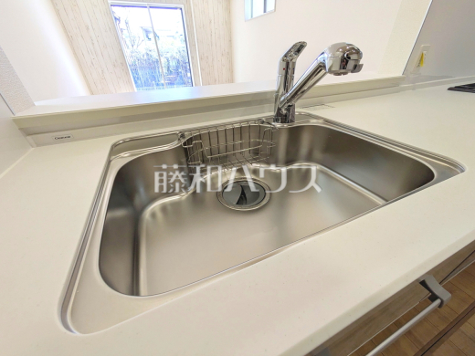 1号棟　キッチン　【府中市是政１丁目】