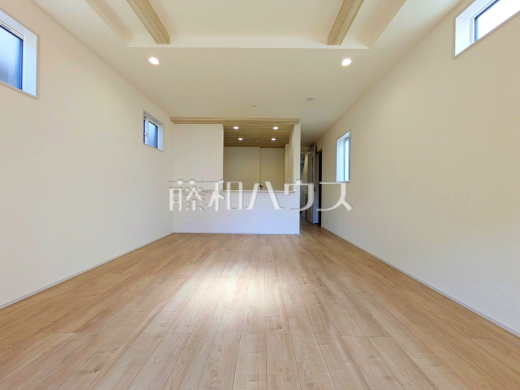 1号棟　リビング　【府中市是政１丁目】