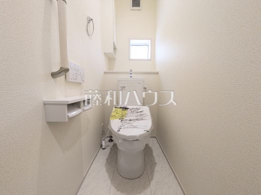 2号棟　トイレ　【府中市是政１丁目】