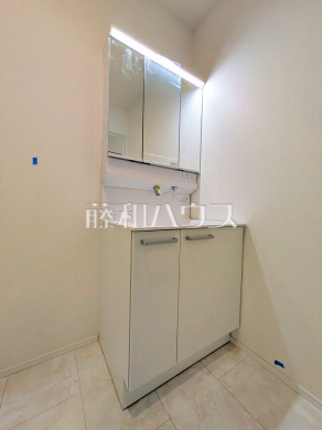 1号棟　洗面室　【府中市日新町５丁目】