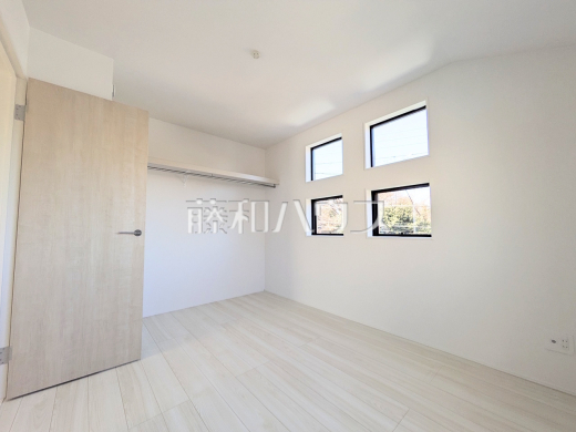 居室　【調布市深大寺東町６丁目】