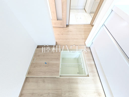 A号棟　キッチンの床下収納　【日野市落川】