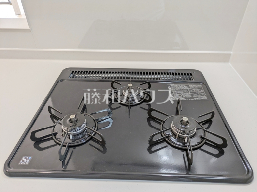 B号棟　3口ガスコンロ　【日野市落川】