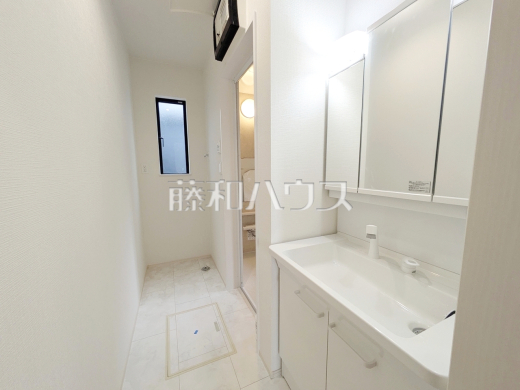 B号棟　洗面室　【日野市落川】