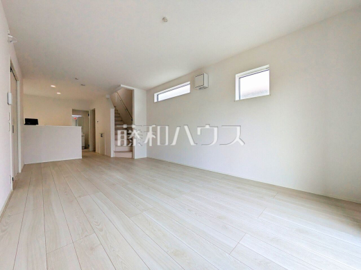 3号棟　リビング　【八王子市下恩方町】
