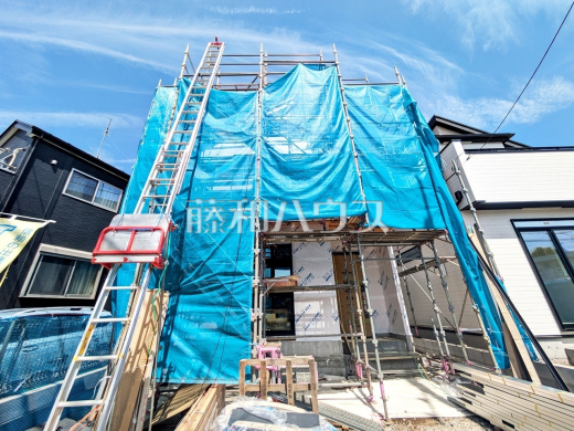 5号棟　外観　【東村山市恩多町１丁目】完成前ですがご見学できます。通常ではなかなか見ることのできない建物構造も、建築中だからこそご覧になれます。　