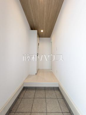 2号棟　玄関　【国立市泉３丁目】