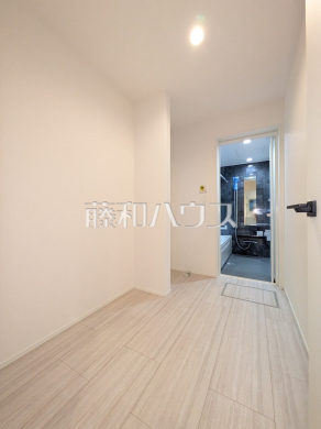 2号棟　脱衣室　【国立市泉３丁目】