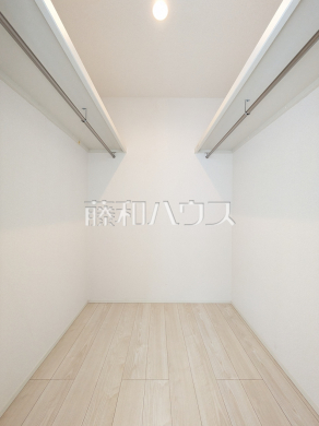 2号棟　ウォークインクローゼット　【国立市泉３丁目】