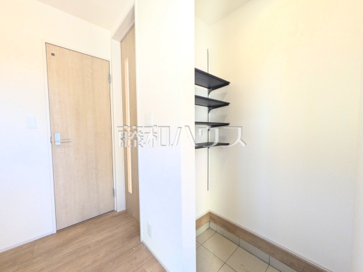 土間収納　【東村山市廻田町４丁目】