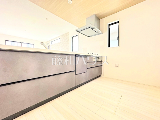 1号棟　キッチン　【府中市多磨町２丁目】