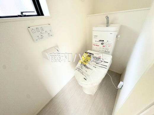 1号棟　トイレ　【府中市多磨町２丁目】