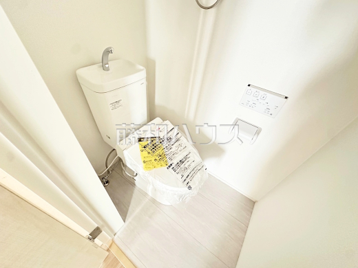 2号棟　トイレ　【府中市多磨町２丁目】