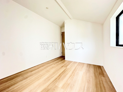 2号棟　居室　【府中市多磨町２丁目】