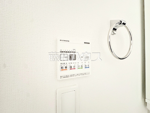 浴室換気乾燥機　雨天時の洗濯物や浴室内のカビ防止としても活躍する浴室換気乾燥機