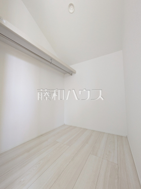 3号棟　ウォークインクローゼット　【府中市多磨町２丁目】