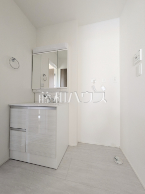 3号棟　洗面室　【府中市多磨町２丁目】