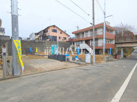 接道状況および現場風景　【日野市大坂上３丁目】