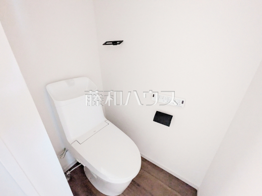 トイレ　【調布市柴崎１丁目】