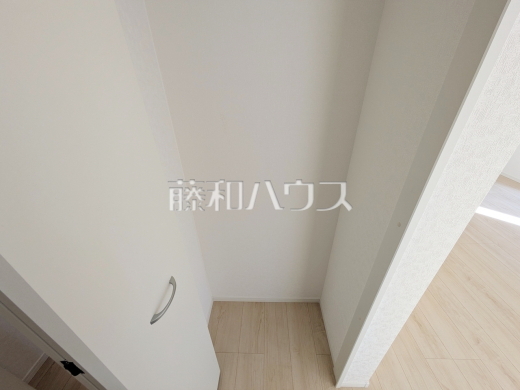 1号棟　収納　【練馬区大泉町３丁目】