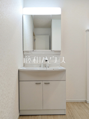 1号棟　洗面室　【練馬区大泉町３丁目】