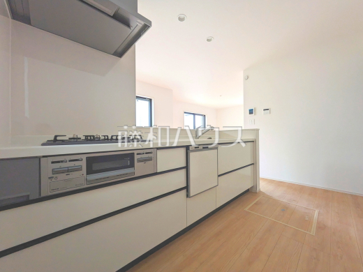 A号棟　キッチン　【立川市栄町２丁目】