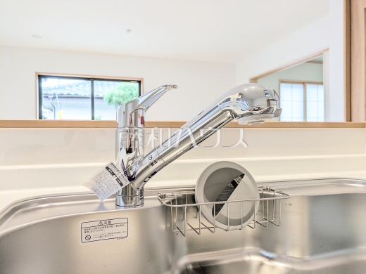 B号棟　その他設備　【立川市栄町２丁目】　いつでもおいしいお水が飲める浄水器一体型水栓も完備 
