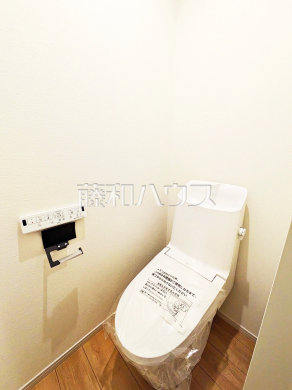 きれいでさわやか、ウォシュレット付きトイレ　【練馬区東大泉６丁目】