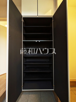 収納　【練馬区東大泉６丁目】